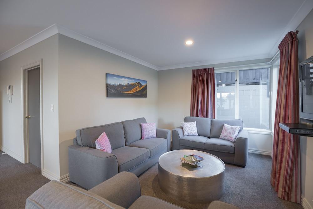 The Dairy Private Hotel By Naumi Hotels Queenstown Exterior photo